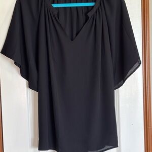 ⭐️NWOT⭐️Black Women's Blouse with Short Batwing Sleeves